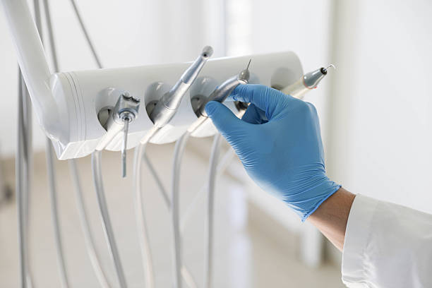 Professional Wisdom Tooth Removal technician working in New Chicago, IN